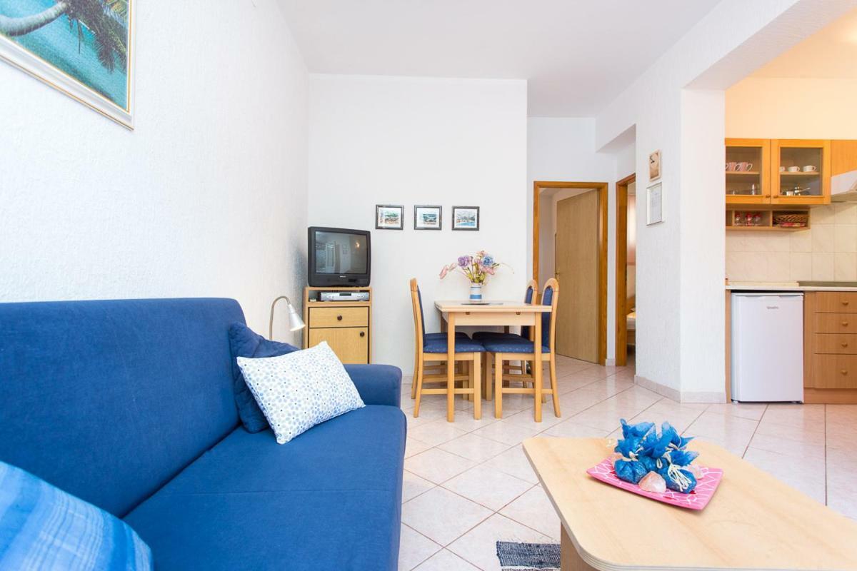 2-Bedroom Apartment 300M From Beach In Punat Exterior foto