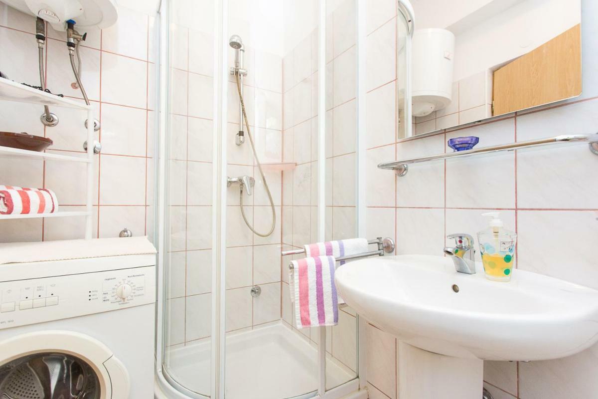2-Bedroom Apartment 300M From Beach In Punat Exterior foto